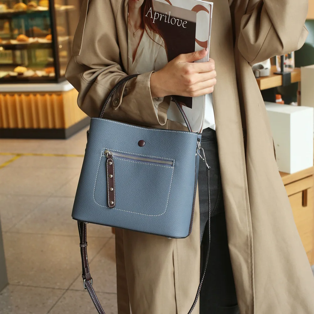 

2023 New Fashion Genuine Leather Bucket Bag Women's Tote Bags large Capacity Messenger Bag Cowhide Pattern Shoulder Handbag