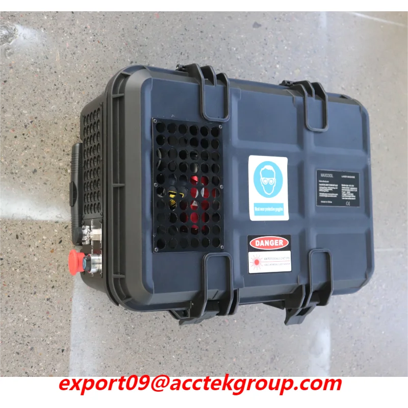 AccTek Super Portable 200W Rust Laser Cleaner12KG Pulse Laser Cleaning Machine Battery Supply Rust Paint Oil Oxide Layer Removal