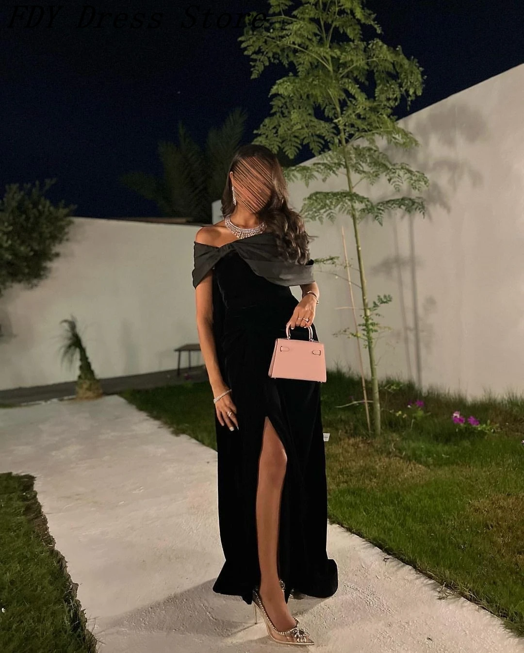 

Vintage Mermaid Evening Dresses Off The Shoulder Sleeveless Prom Dresses Side Split Floor Length Formal Party Dresses