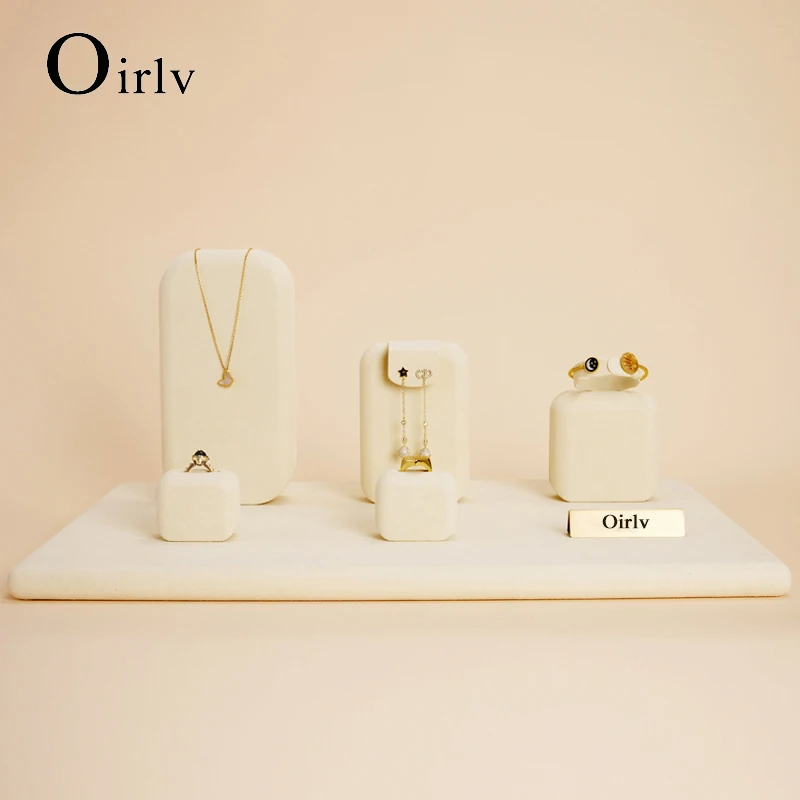 

Oirlv Luxury Beige Microfiber Counter Jewelry Display Set for Ring Necklace Earrings Bangle Jewelry Shop Exhibition Props