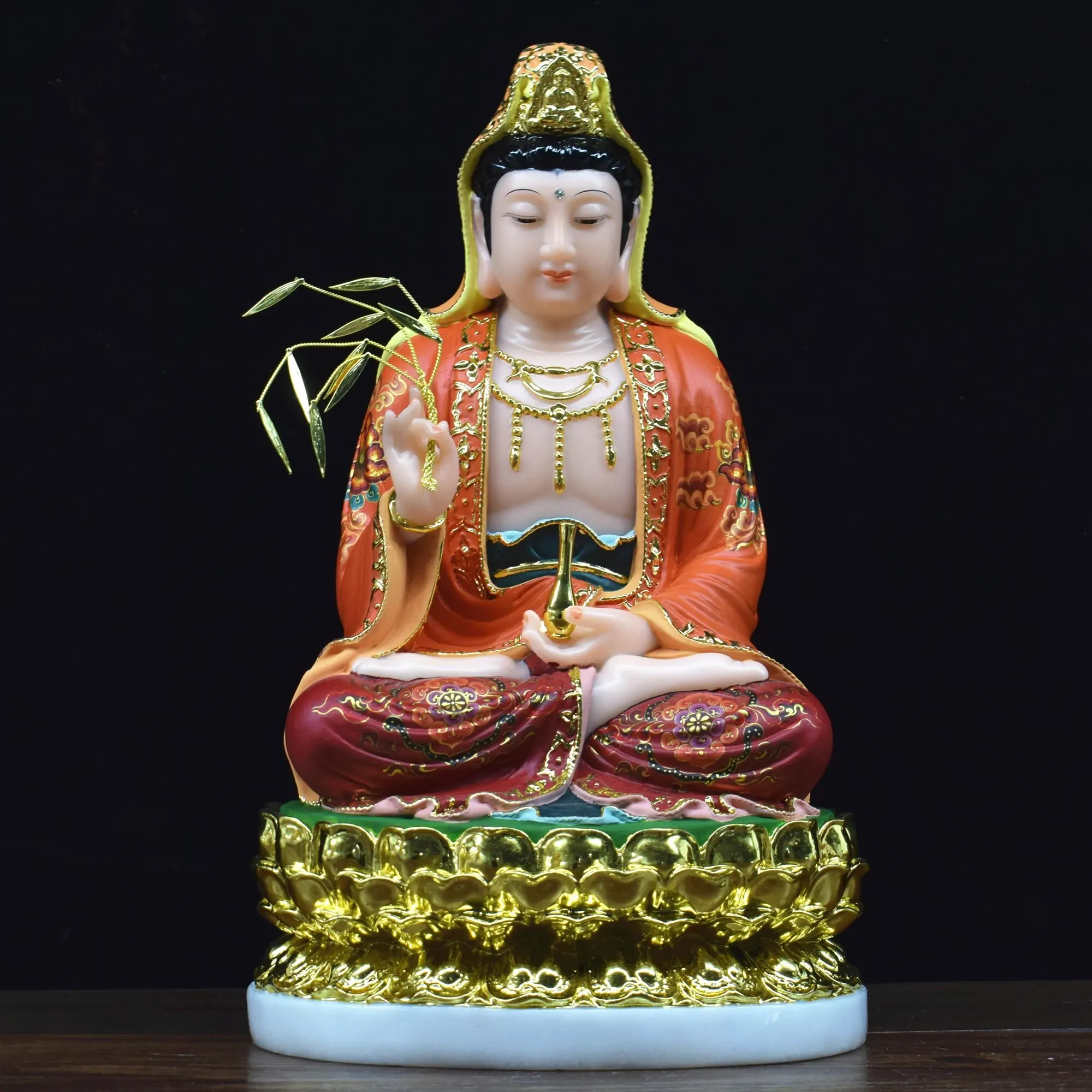 

Высококачественная статуя Будды для домашнего магазина, фотобуддийская скульптура из драгоценных камней с надписью Guanyin PUSA Будда, Нефритовая позолоченная скульптура