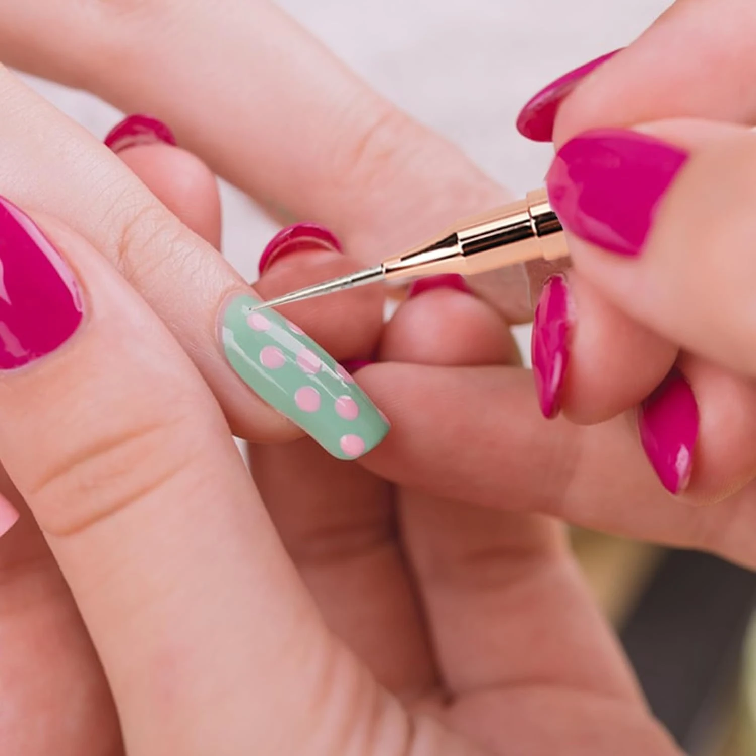 Exquisite Gorgeous Gemstone Nail Art Kit: Effortless Precise Application Dual-Ended Pen for Shimmering Rhinestones, Sparkling St