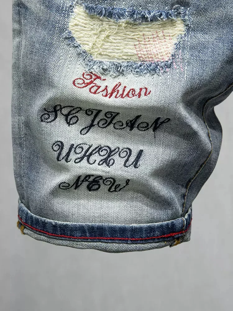Summer Fashion Men Jeans Retro Light Blue Elastic Patched Ripped Short Jeans Homme Embroidery Designer Hip Hop Denim Shorts Men
