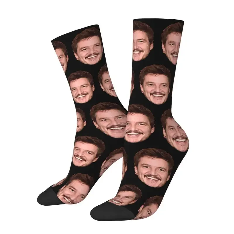 

Novelty Mens Pedro Pascal Smile Meme Novelty Street Style Socks Unisex Breathbale Warm 3D Print Crew Socks