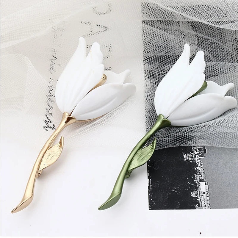 New Trendy White Orchid Calla Lily Pendant Earrings For Women Fashion Plant Shape Hanging Earring Accessories Jewelry images - 6