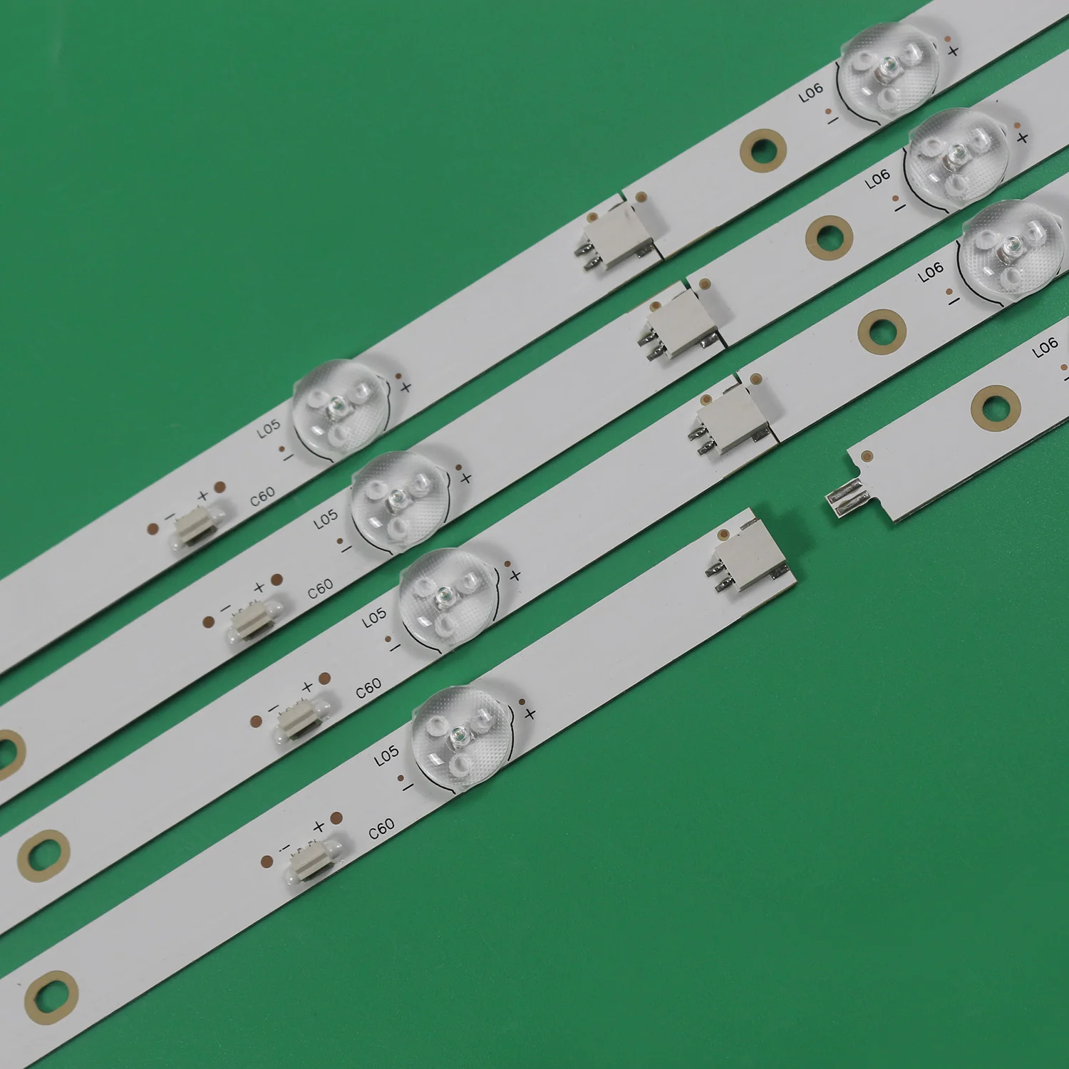 988mm 6V LED 스트립 JS-D-JP50DM-101EC(81112) R72-50D04-024 988-14-1T/3030-300-6.6/4P E125436JF-AL 50LEM-1058/FT2C MS-L2