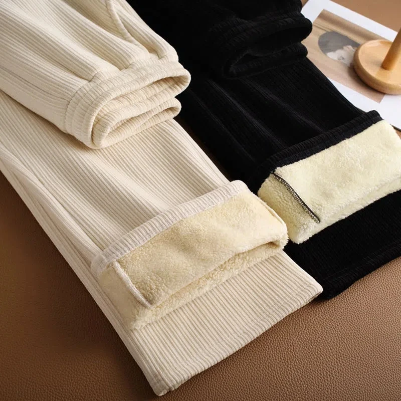 Рисунок 6 - Брюки женские зимние мешковатые