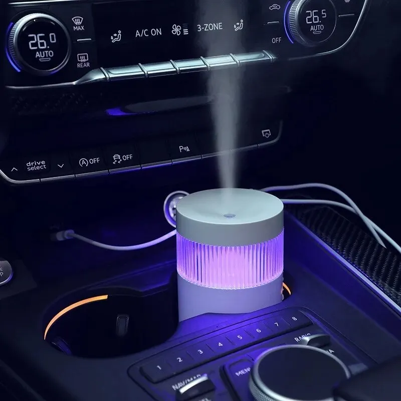 New Small Mini Desktop USB Humidifier Atomizer Household Car Water Replenisher Small Night Light 2