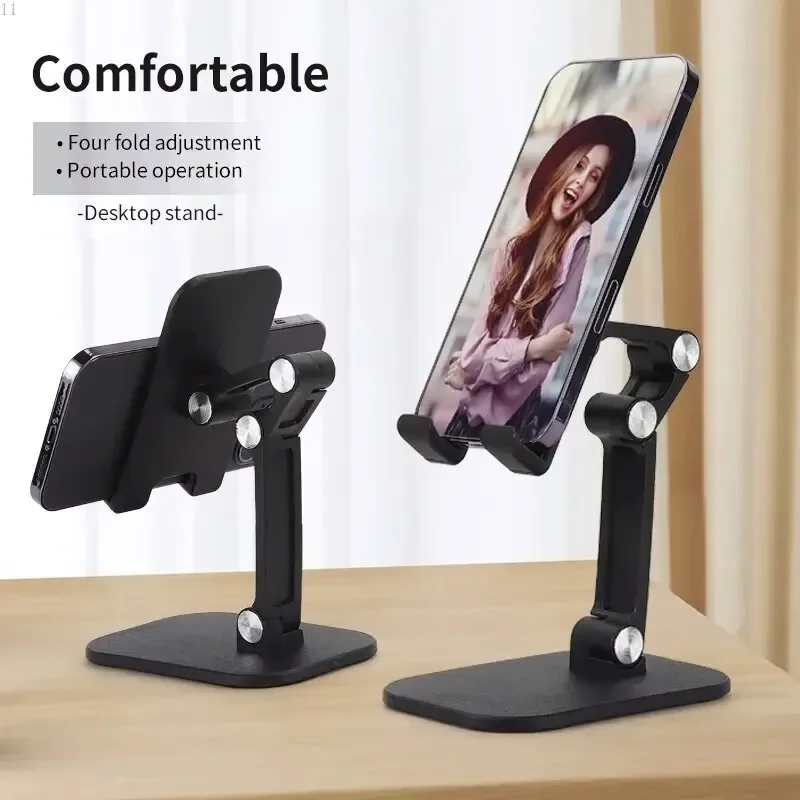 テーブル、椅子、電話スタンド。