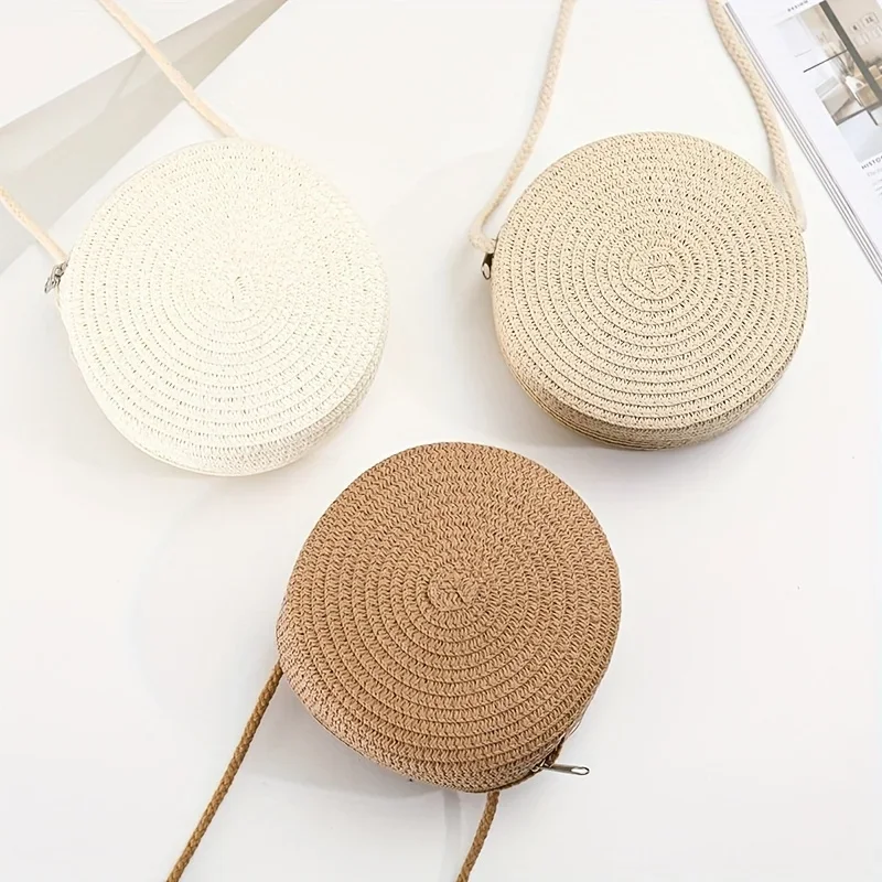 Handcrafted Charm Chic Round Woven Crossbody Bag for Women Handmade Straw Shoulder Purse, Perfect for Beach Vacations Beach Bag