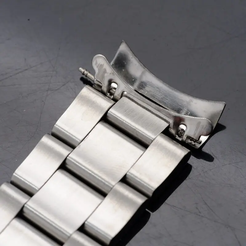 High Quality Solid Stainless Steel Curved End Watch Strap with Folding Safety Buckle and Tool