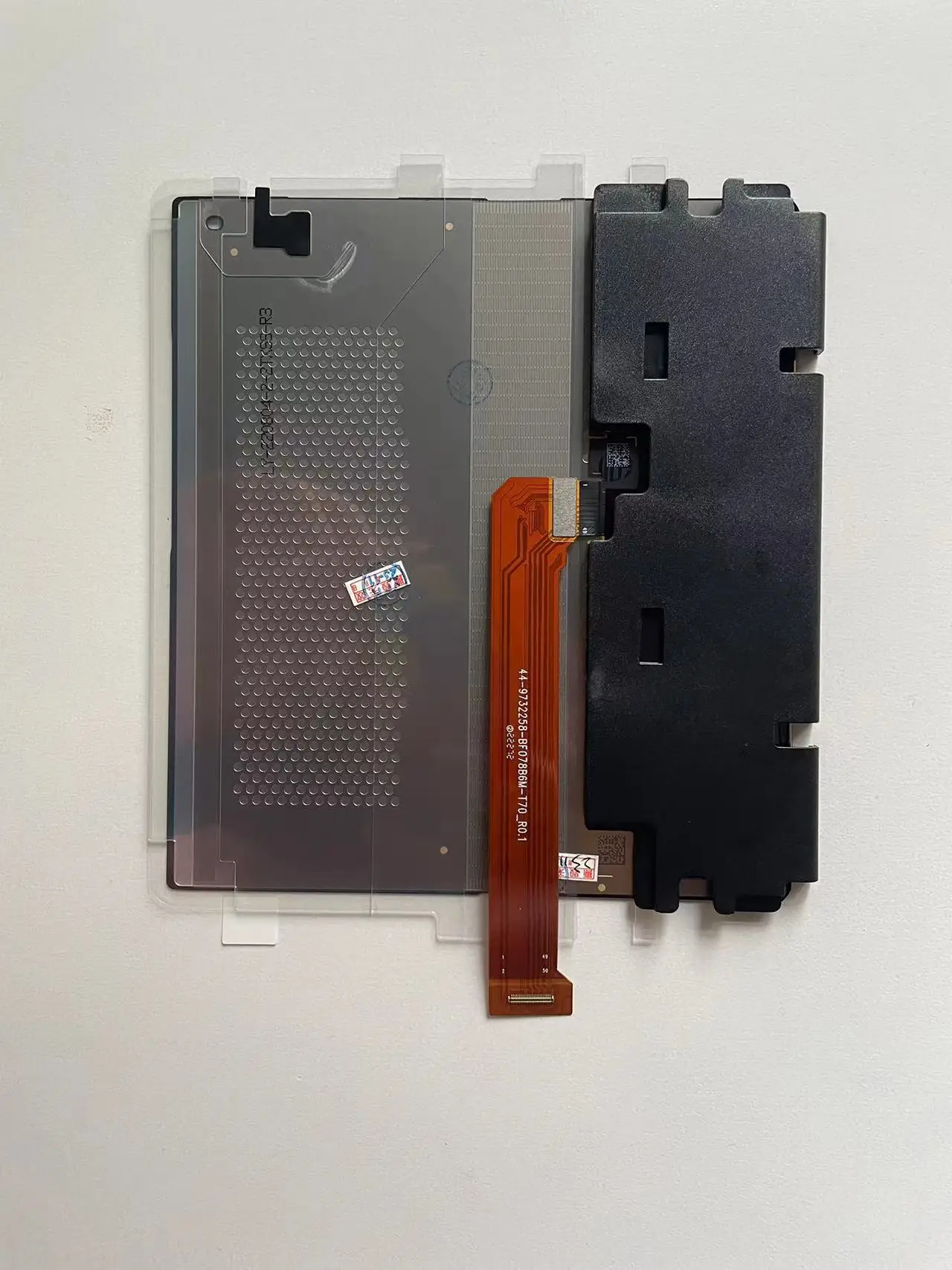 HUAWEI Mate Xs2 ディスプレイ、ヒンジ異常なし HUAWEI Mate Xs2 ディスプレイ、ヒンジ異常なし