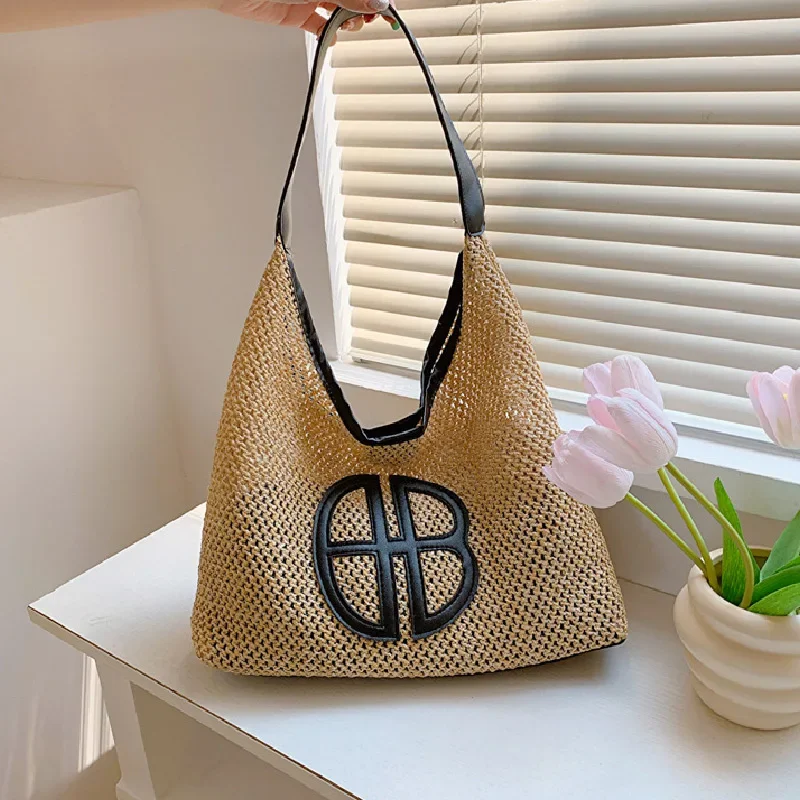 

New Women Woven Handbag Large Capacity Hollow Ladies Tote Bag 2023 New Fashion Shopping Beach Light Shoulder Bag For Females