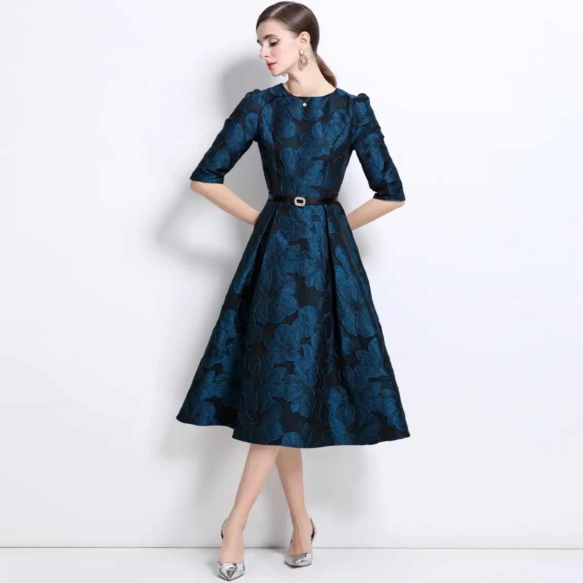 French Noblewoman Style Floral Embroidery Dress