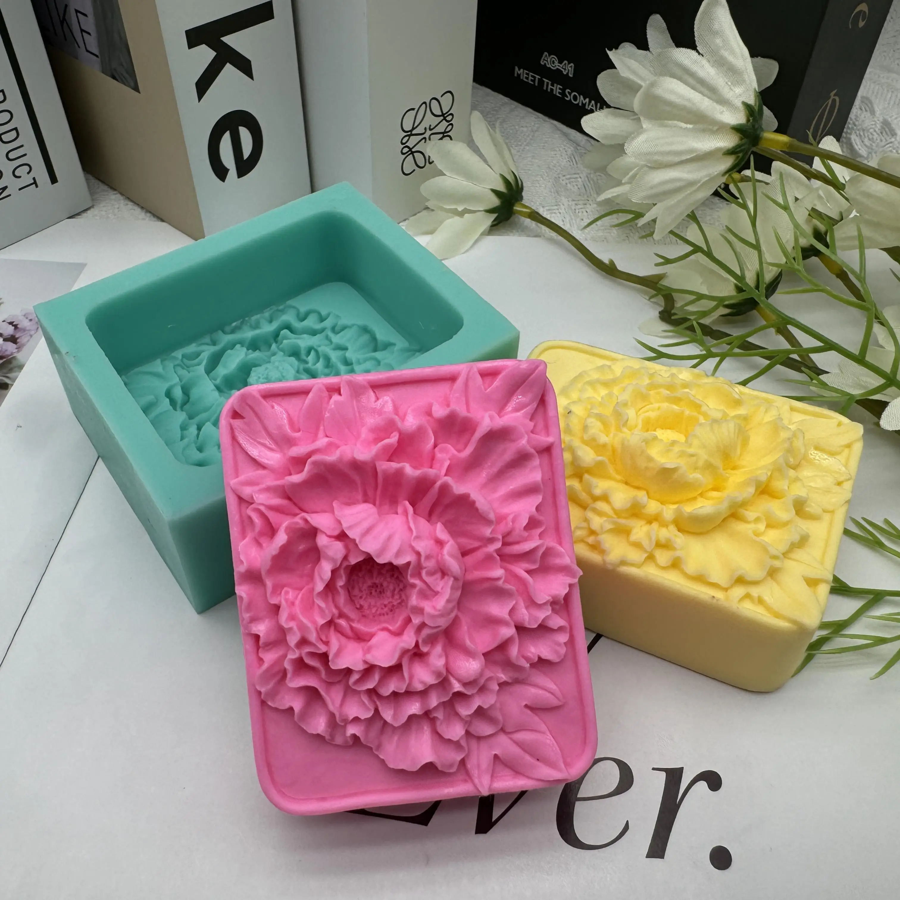 Slide image 4b6087c2209a4edcb00bd743d592d976