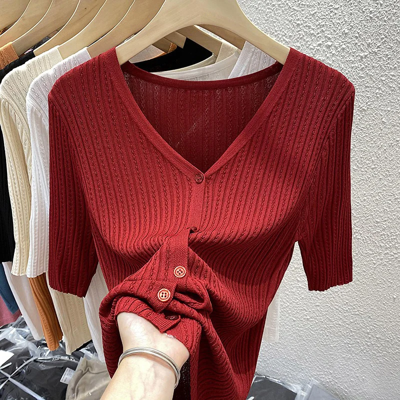 

Women's New Spring Autumn Solid Color Button Ice Silk V-neck Thin Style Fashion Versatile Half Sleeve Knitted Cardigan Tops