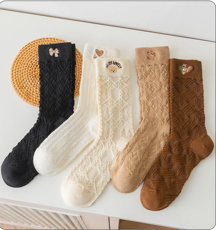 

Stockings Children'S Mid Tube Autumn And Winter Cotton Embroidery Cute High Tube Stockings Stacked Casual Fashion Stockings