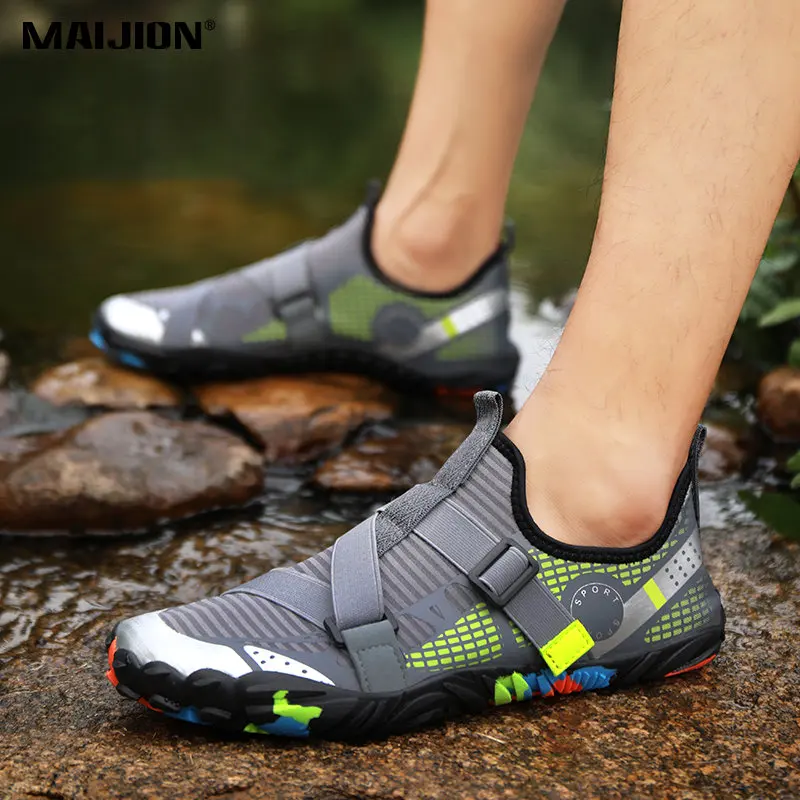 Men Breathable Elastic Flat Upstream Footwear Water Shoes Nonslip Seaside Surfing Water Sports Shoes Outdoor Beach Aqua