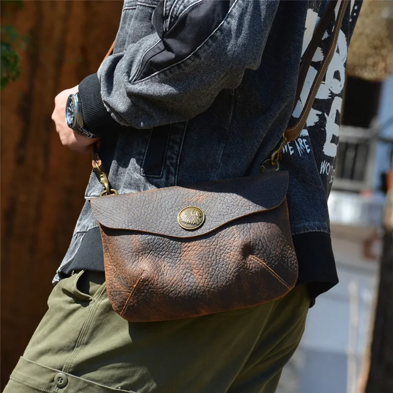 Bolso Bandolera De Cuero Crazy Horse Triángulo Para Hombre - Tamaño Mediano, Color Marrón, Ideal Para Viajes Y Aire Libre