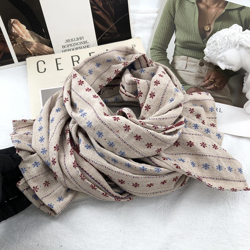 Vintage beige jacquard cotton