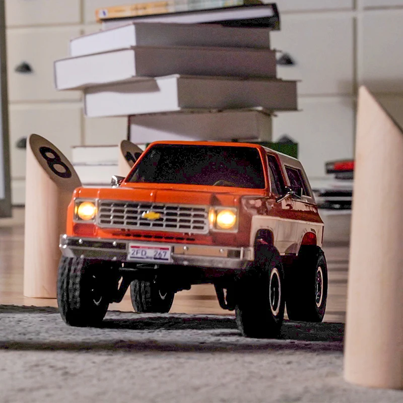 FMS RC Car 1:24 FCX24 K5 Blazer Pickup Truck Off-road Climbing Vehicle Cars Flat Sports  With Two-Speed Kids Adult Toys Gift 5