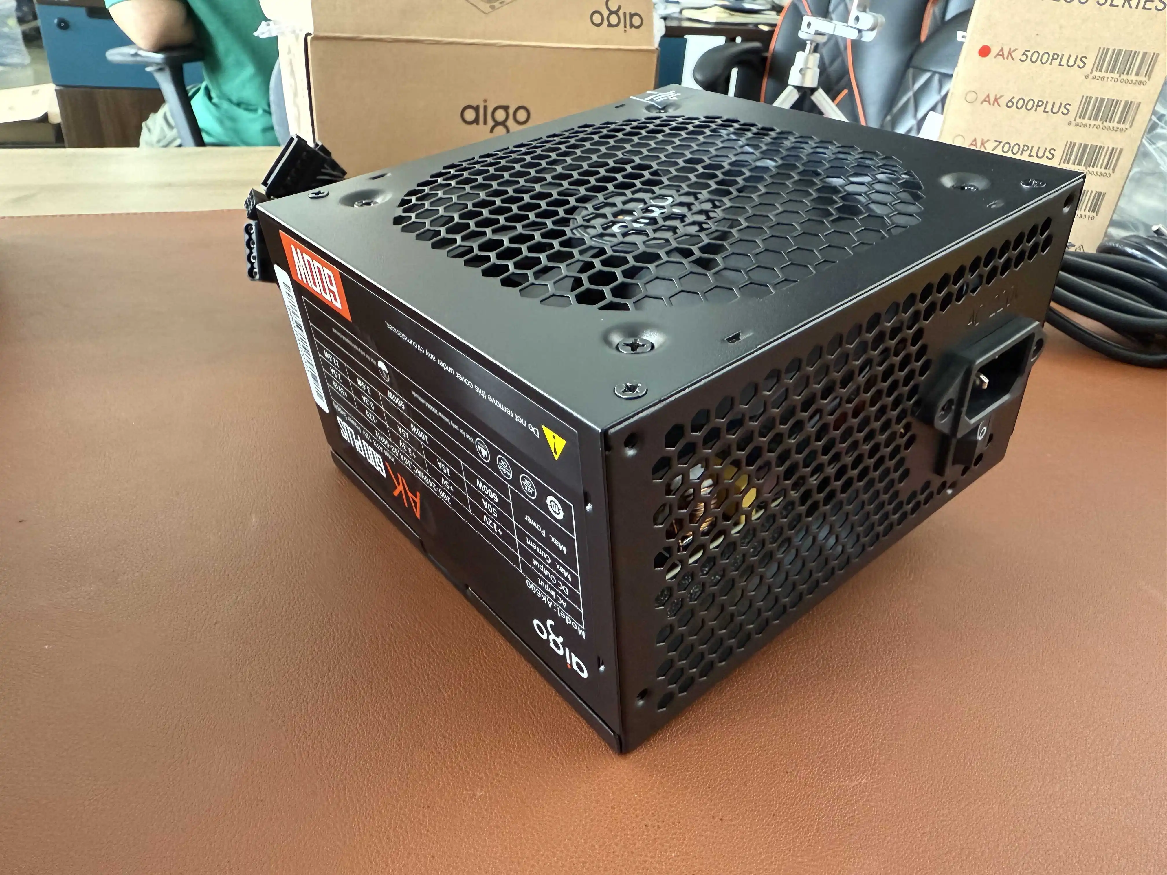 Aigo AK PC PSU Power Supply Unit 500W 600W 700W 800W 1000W Gaming 120mm RGB Fan 220V ATX Desktop computer Power Supply for BTC 8 Sb22c78b3ff144341b0a563e0972e713ao