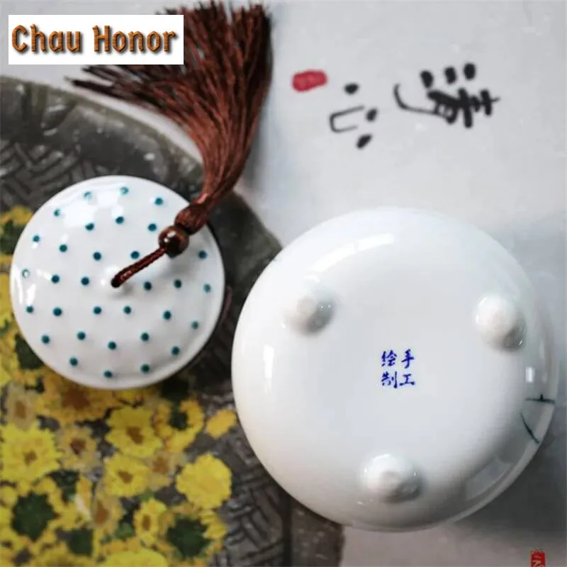 Hand Painted Lotus Ceramic Tea Jar Traditional Chinese Tea Storage Tins Pigmented Storage Containers Teaware Pu'er Oolong Tool