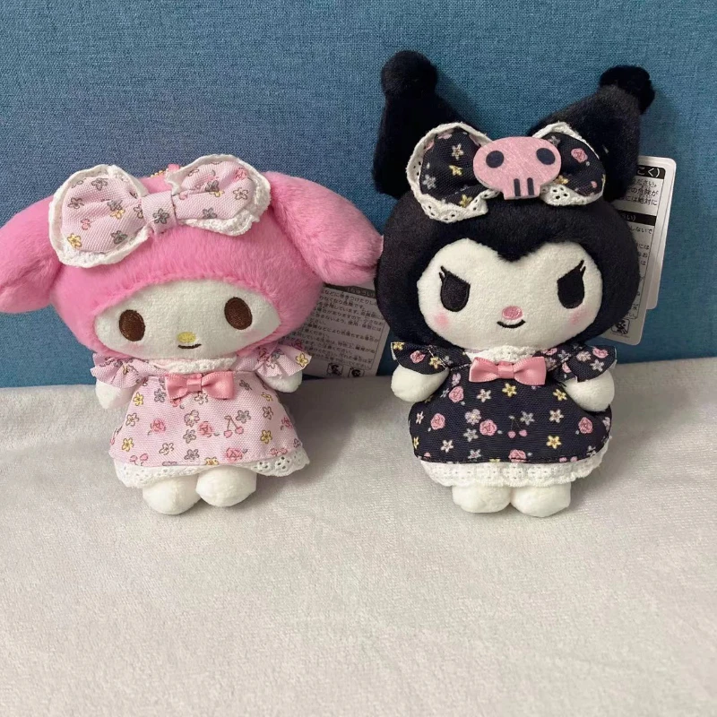 

Cute Sanrio My Melody Kuromi Plush Doll Pendant Kawaii Floral Skirt Doll Bag Pendant Cartoon Animal Accessories Keychain Decor