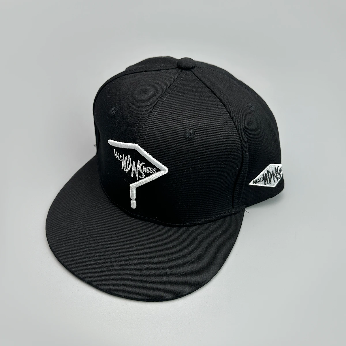 Lustige Pfeil Brief Auge Stickerei Baseball Hüte Persönliche Neue Unisex Sonnenschirm Farbe Block Vielseitig Casual Mode Hip Hop Caps – Detail 14