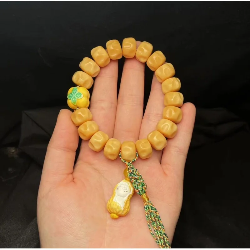 

Good Persimmon Peanut Camel Bone Passion Fruit Seeds 108 Beads Bracelet