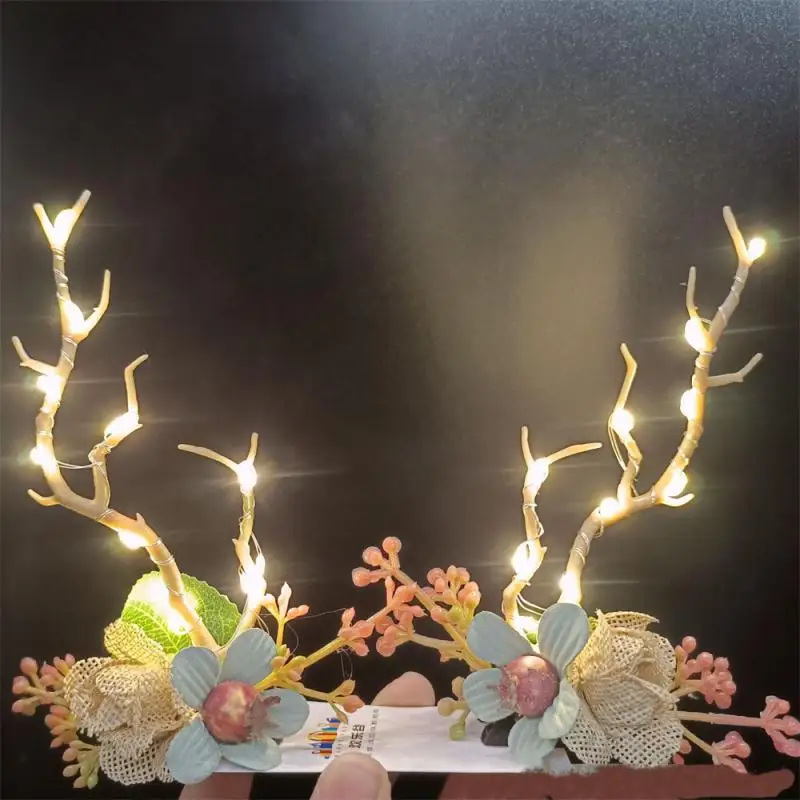 LED Christmas Antler Headwear for Women Glowing Elk Horn Hair Clip Christmas Gift Elk Hairpin with Lights Navidad Decor