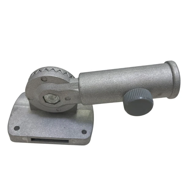 Adjustable wall flag