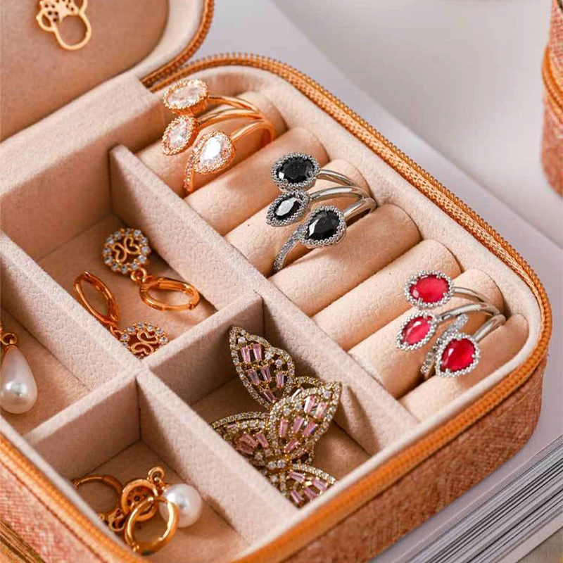 Exquisite Retro Patterned Jewelry Box Portable Earring Necklace Storage Holder Jewelry Lipstick Ring Organizer Case