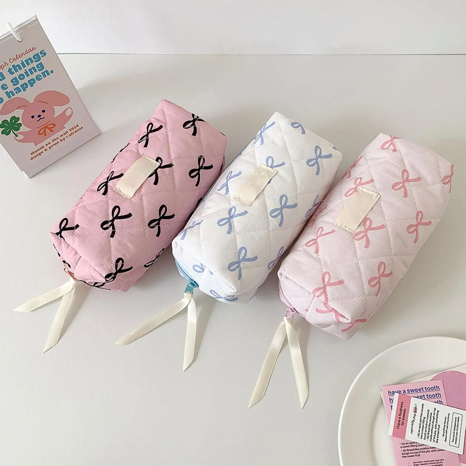 New retro bow pattern pencil case, Coin Purse, Artistic Minimalist Cosmetic Bag, High School Student Storage Bag