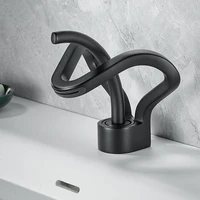 น้ําตกสร้างสรรค์ห้องน้ําอ่างล้างหน้าก๊อกน้ําก๊อกน้ําดาดฟ้าติดตั้งร้อนเย็นน้ําผสมเครนทองเหลืองเดี่ยวก๊อกผสม 4