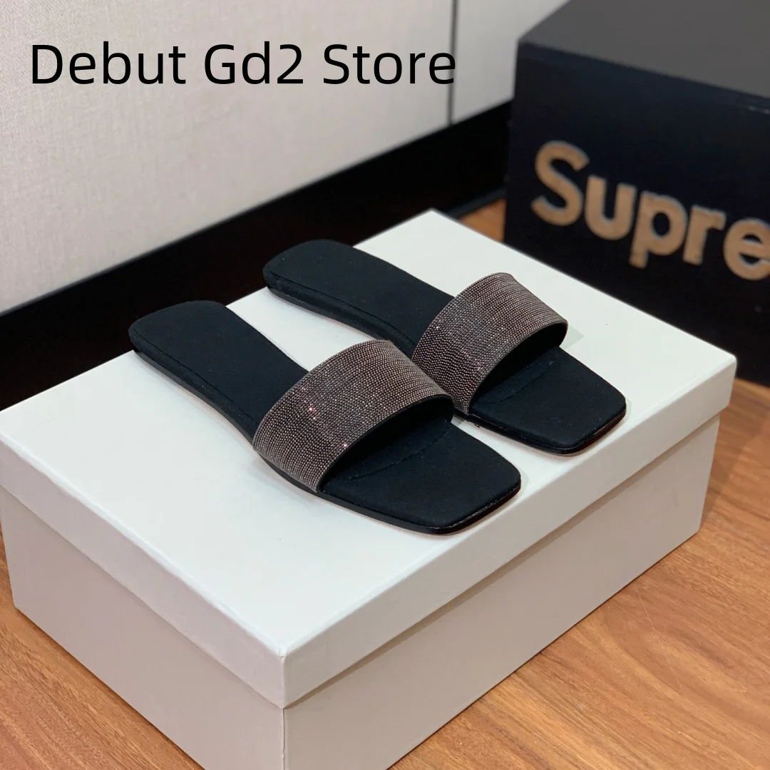 Top quality 2024 new flat shoes Italian luxury women's summer slippers Fashion casual shoes Simple and comfortable women's shoes