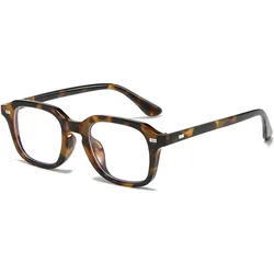 Vintage Square Frame Retro Sunglasses with UV400 Protection (Leopard)