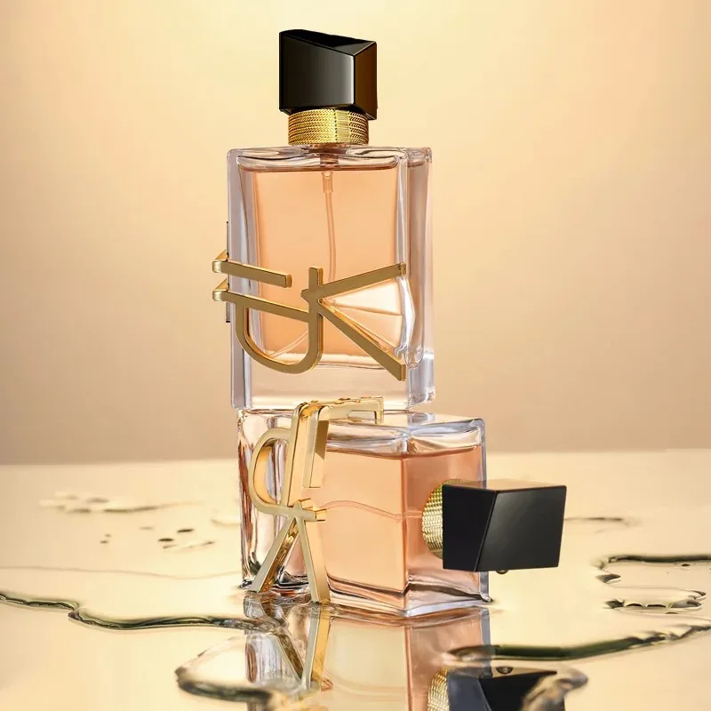 عطر نسائي 50 مل بخاخ او دو بارفان