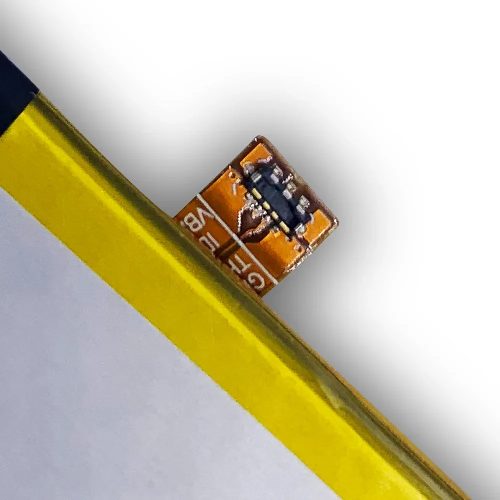 BlackBerry Classic Q20 ／ 美品 ／ バッテリー新品 Amazon | BlackBerry Q20 Classic 電池 対応用 3.8V 2515mAh 互換