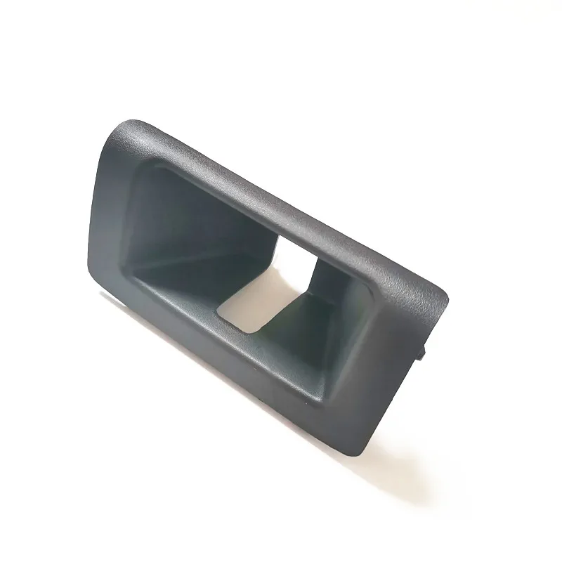 

1Pc for Roewe 950 hybrid E950 trunk door sill trim panel blocking cover locking buckle cover plate locking buckle trim panel