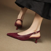 Nouvelles sandales d'été 2026 à bout pointu en cuir véritable pour femmes, chaussures gladiateur faites à la main à talon aiguille 2