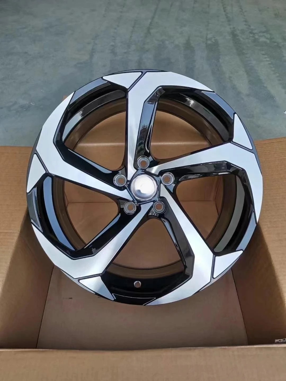 17 18 19 Pollici 5X100 5X108 5X112 5X113.1 5X114.3 5X120 Cerchi In Lega Di Alluminio Per Auto Adatti Per Volvo Honda Audi Volkswagen Bmw