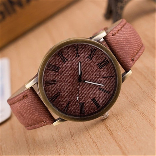 Women Leather Casual Watch Luxury Analog Quartz Crystal Wristwatch Fashion Casual Female Wristwatch Luxury