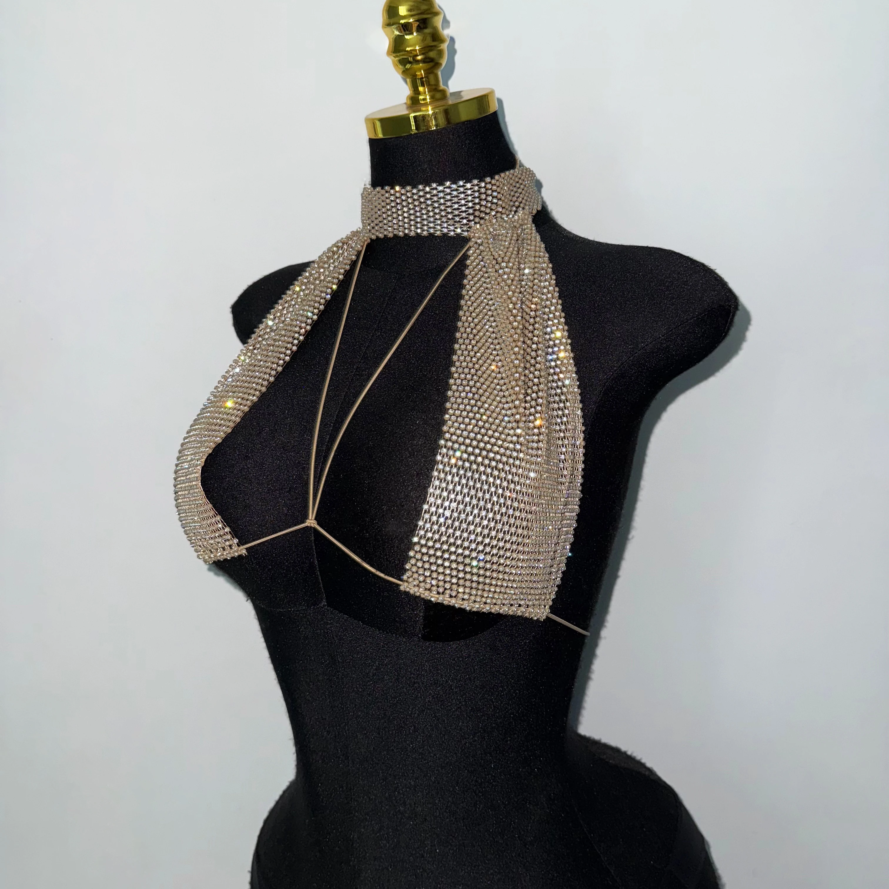 Glitzerndes Strass-Hohlnetz-Tanktop für Damen, sexy rückenfreies Bandage-Neckholder-Crop-Top, Sommer-Rave-Festival-Party-Camisole – Detail 8