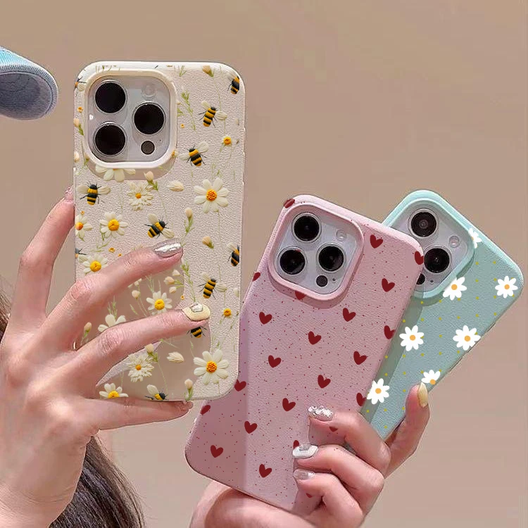 รูปสินค้า เคสซิลิโคนลายดอกไม้และหัวใจ สำหรับ iPhone