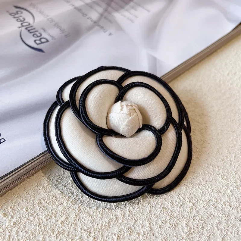 Spilla A Fiore Di Camelia Con Perle - Accessorio Elegante Per Donne, Regalo Madre - Foto 4