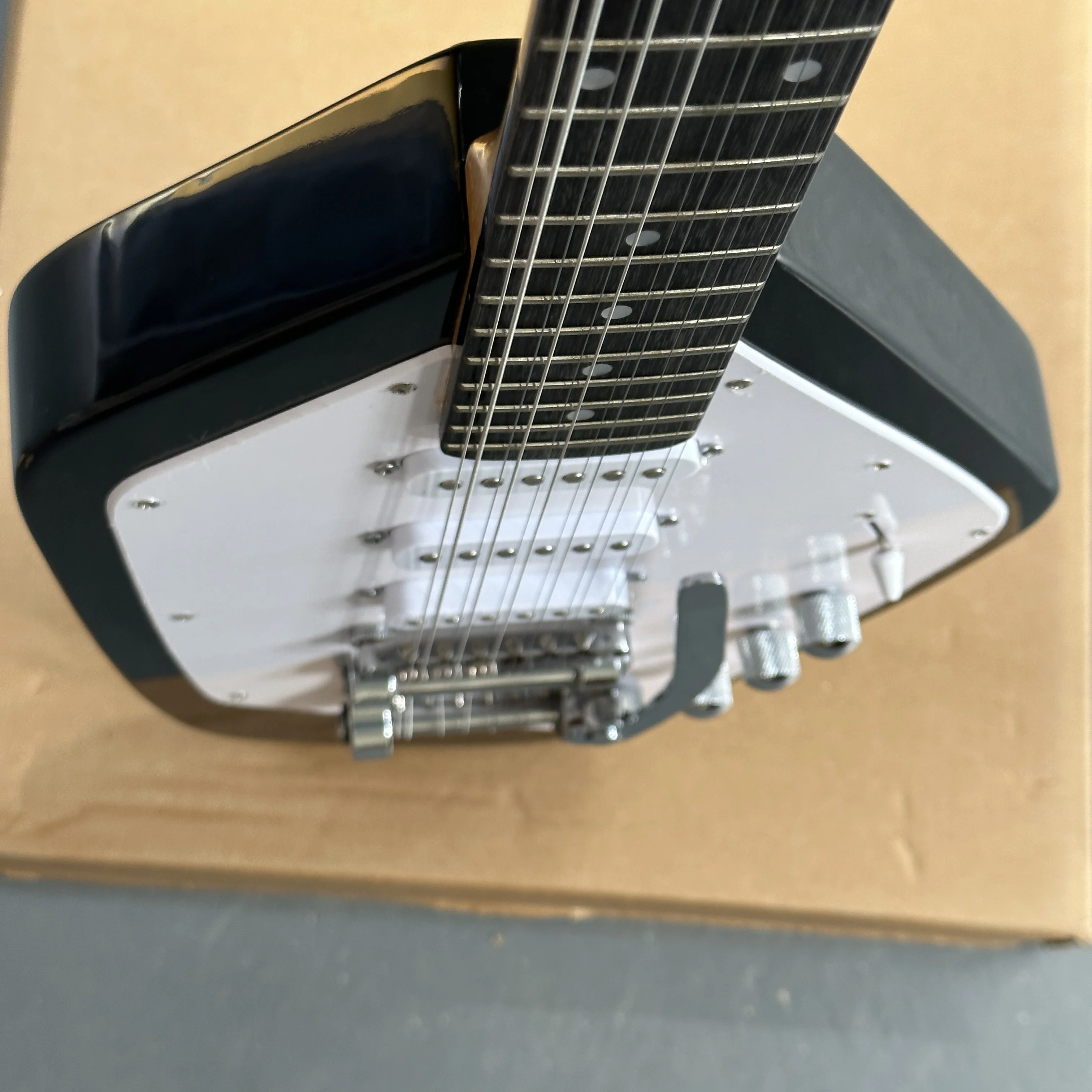 Shape Waterdrop Electric Guitar Tremolo Bar