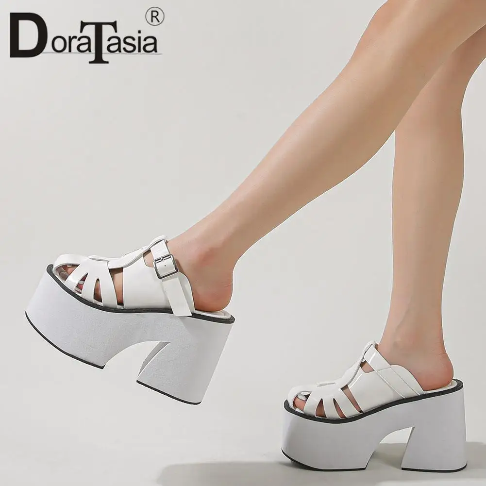 

Big Size 43 Brand New Ladies Platform Sandals Fashion Buckle Chunky High Heels women's Sandals Casual Party Slides Woman Shoes