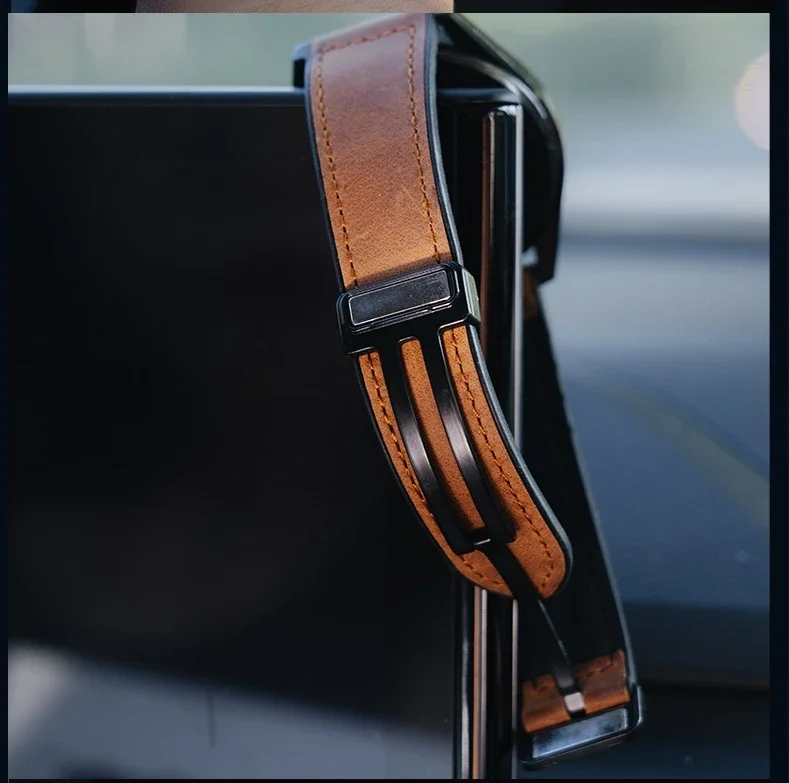 Elegant Leather and Silicone Magnetic Watch Strap, 18-22mm, Universal Fit