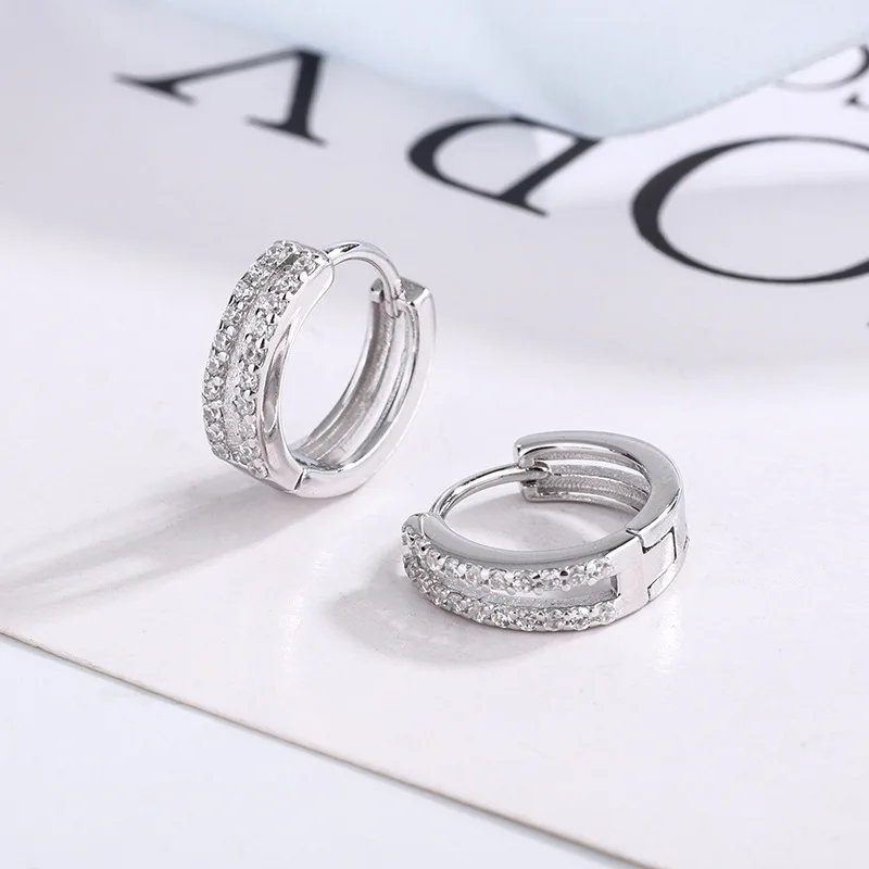 

Новинка 2023, двухслойные полностью алмазные серьги из стерлингового серебра S925 для женщин, дизайнерская Ушная Пряжка, круглые универсальные серьги